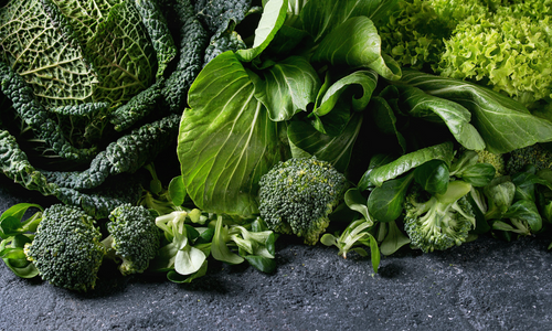 Verduras de hoja verde oscuro